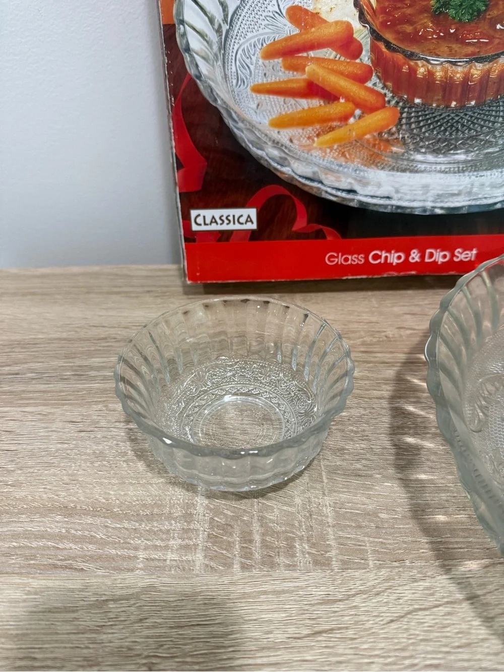 Classica Glass Chip and Dip Set 2 Piece Platter Serving Bowl Party Platter Box